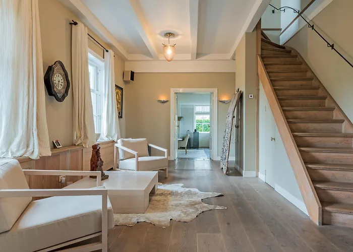 Van Gogh, Part Of Ams-boutique Bnb فندق مبيت وإفطار أوستزان